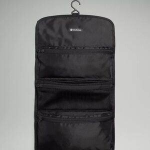 Lululemon Roll-Up Travel Toiletries Kit